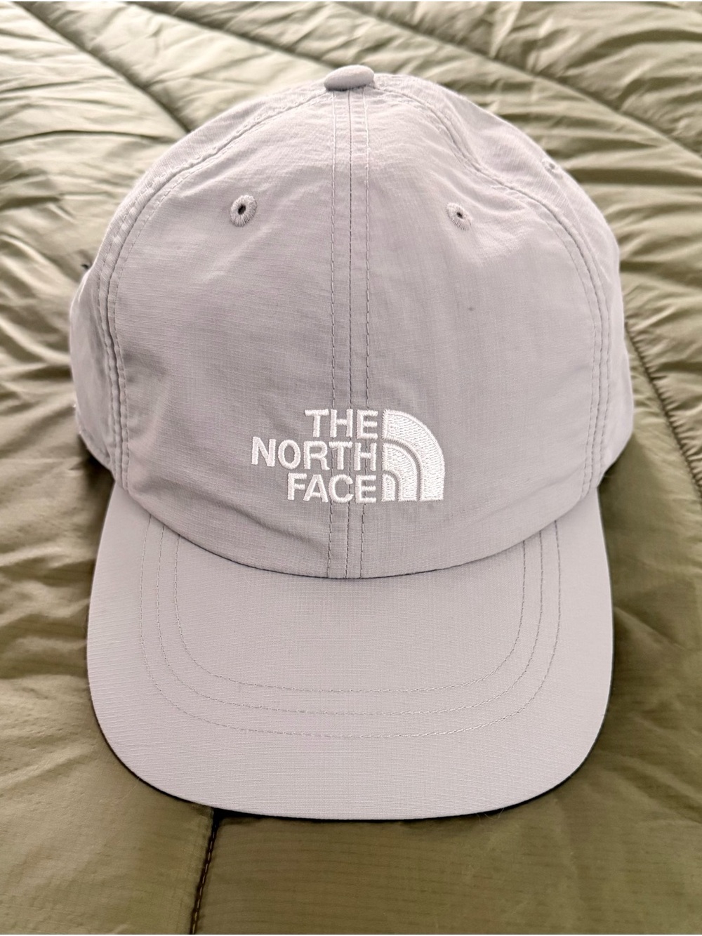 The North Face 6 Panel Light Gray Adjustable Cap